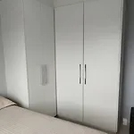 Ape Prox Ao Metro, Com Garagem E 2 Quartos